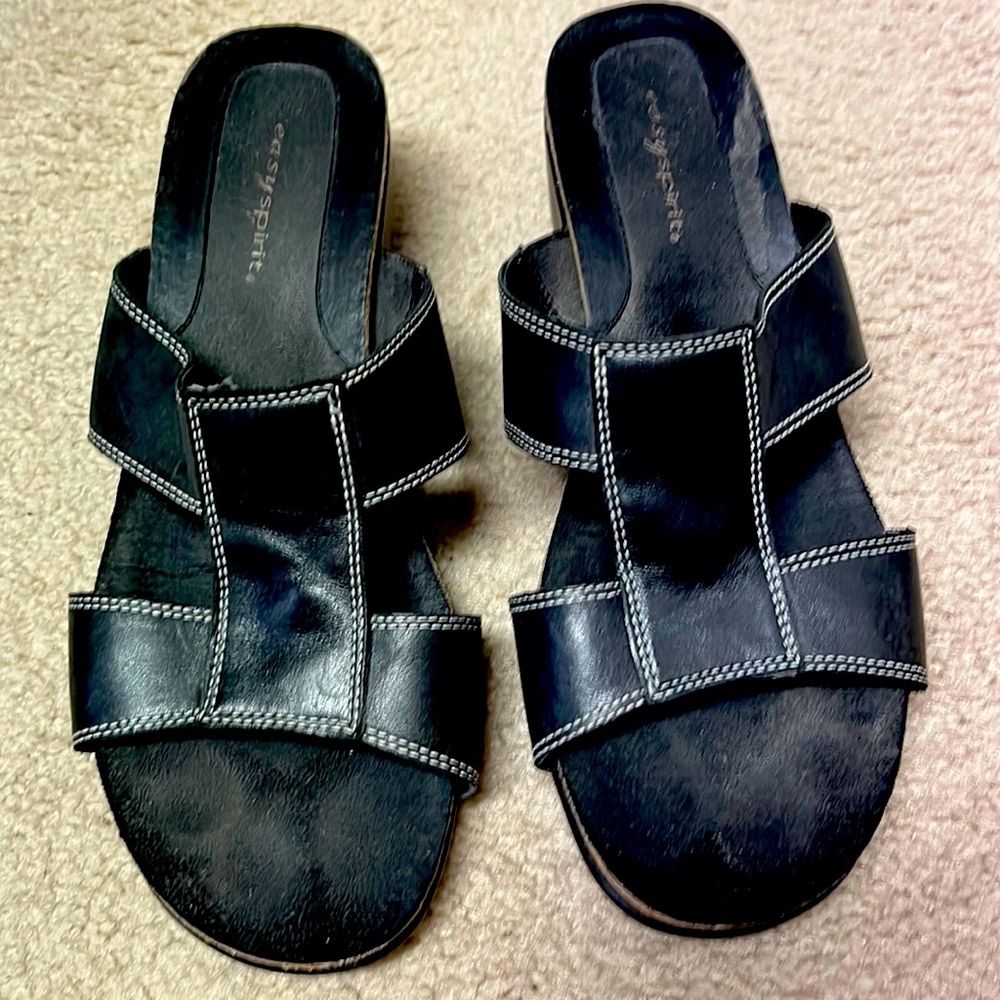 Easy Spirit Black Leather Women’s Sandals